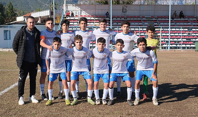 Kemer U14 takımı Kepez’le 1-1 berabere kaldı- Kamu Çalışanı