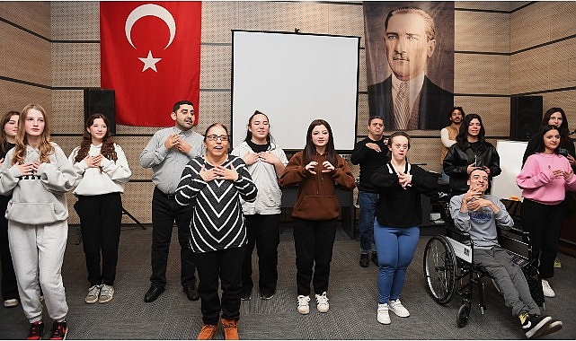 Liseli öğrenciler engelli bireylerle bir araya geldi- Kamu Çalışanı