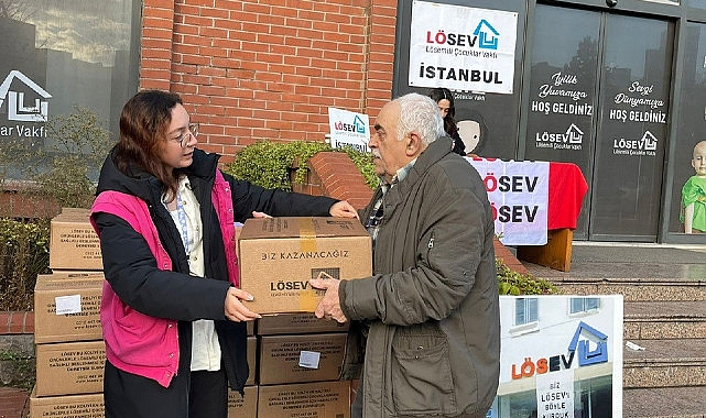 LÖSEV Mutlu Et Paketlerini Ataşehir’de Dağıtmaya Devam Ediyor- Kamu Çalışanı