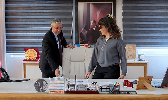 Öğrencilerden Başkan Topaloğlu’na teşekkür ziyareti- Kamu Çalışanı