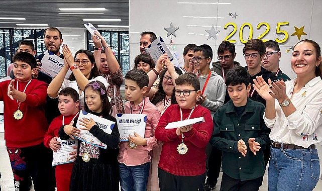Özel çocuklar yeni yıla başarı mutluluğuyla giriyor- Kamu Çalışanı
