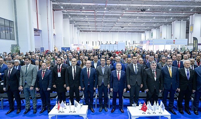 Sağlık ve turizm sektörlerinin kalbi İzmir’de atıyor- Kamu Çalışanı