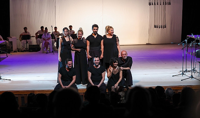 Bakırköy Belediye Tiyatroları’nda boş kalan koltuklar artık gençlerin- Kamu Çalışanı