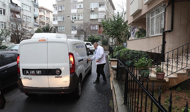 Bakırköy Belediyesi Sıcak Yemek Hizmeti ile Vatandaşların Yanında- Kamu Çalışanı