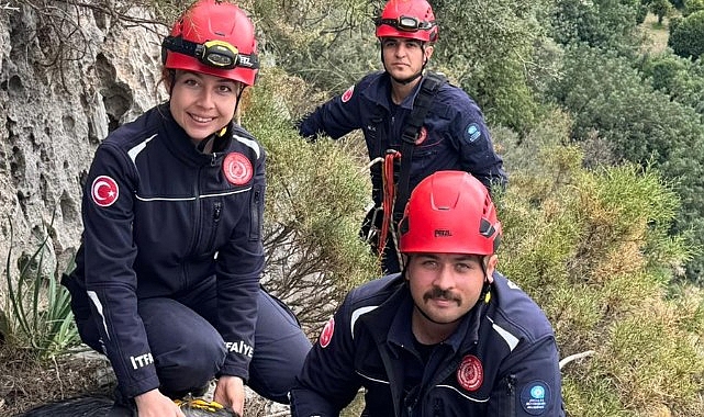 Büyükşehir Belediyesi İtfaiye ekiplerinden keçi kurtarma operasyonu- Kamu Çalışanı