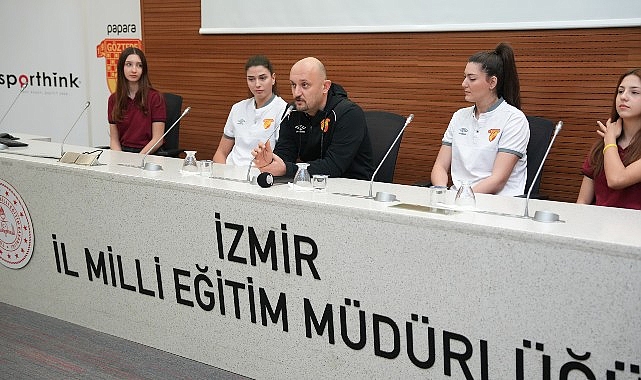 Göztepe Kadın Voleybol Takımı İzmirli Öğrencilerle Buluştu- Kamu Çalışanı