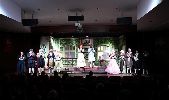 İnegöl “Hastalık Hastası” Oyununu Sevdi- Kamu Çalışanı