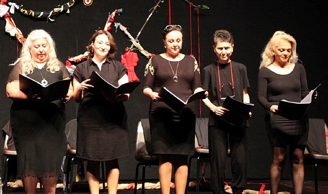 Kadınların Güçlenme Hikâyeleri İstanbul Sahnelerinde- Kamu Çalışanı