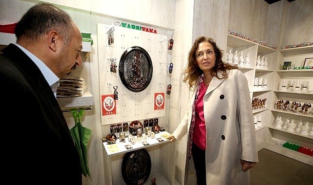 Karşıyaka’nın ‘Dükkan’ına yoğun ilgi- Kamu Çalışanı