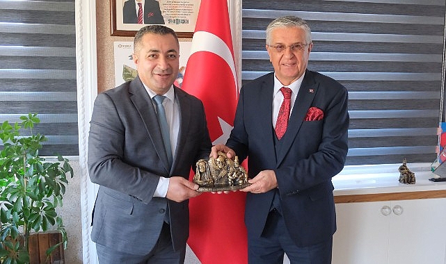Kemer Alevi Kültür Derneği’nden Başkan Topaloğlu’na ziyaret- Kamu Çalışanı