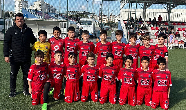Kemer Belediye Merkez Spor U12, ligi üçüncü bitirdi- Kamu Çalışanı