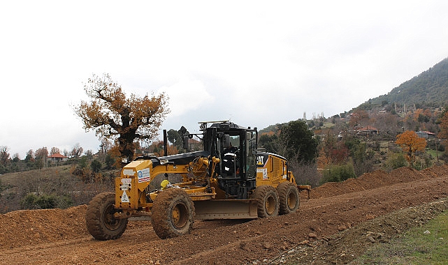 Kemer Ovacık yolu asfalta hazırlandı- Kamu Çalışanı