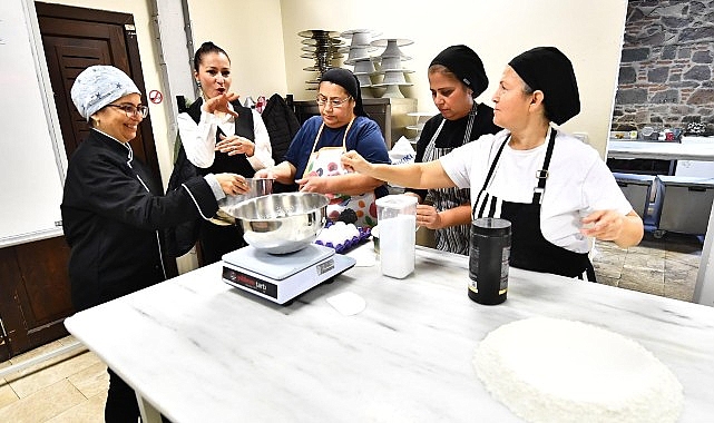 Meslek Fabrikası’nda işitme engellilere yönelik pastacılık kursu açıldı- Kamu Çalışanı