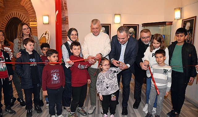 Osmangazili öğrencilerden robotik kodlama sergisi- Kamu Çalışanı