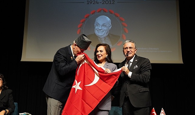 Rauf Denktaş Beylikdüzü’nde Anıldı- Kamu Çalışanı