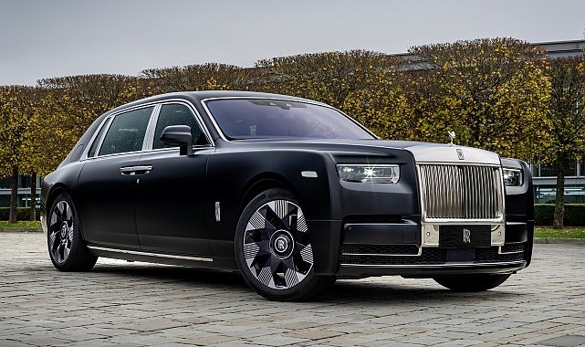 Rolls-Royce Phantom’dan 100. yılına özel ejderha teması- Kamu Çalışanı