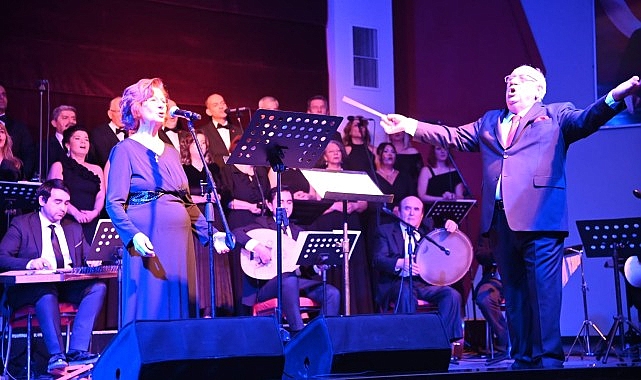 Selim Öztaş korosundan unutulmaz musiki gecesi- Kamu Çalışanı