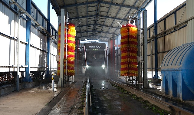 Tramvaylar, Antalyalılara pırıl pırıl ulaşım sunuyor- Kamu Çalışanı