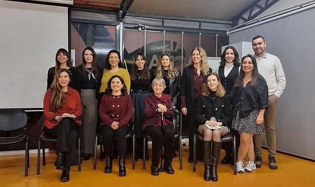 Türkiye’de sistemik terapiye dair kapsamlı bir kaynak hazırlandı: ‘Terapi Odasına Sistemik Bakış’- Kamu Çalışanı