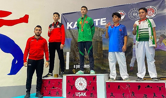 Aliağalı Karateciler Başarılarına Yenisini Ekledi- Kamu Çalışanı