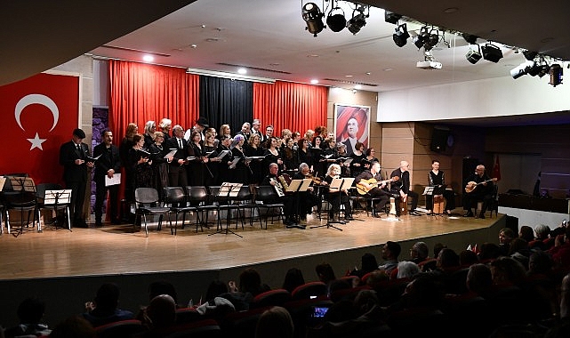 Çiğli’de Rebetiko Korosu Rüzgarı Esti- Kamu Çalışanı