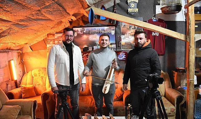 Dededen Toruna Uzanan Kemençe Ustalığı- Kamu Çalışanı