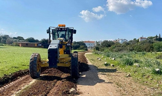 Didim’de Yol Yapım Çalışmaları Sürüyor- Kamu Çalışanı