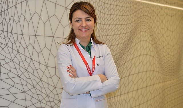 Erken Yaşta Kozmetik Kullanımının 5 Zararına Dikkat!- Kamu Çalışanı