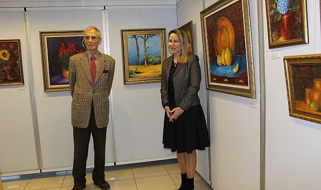 EÜ Etnografya Müzesinde “Sessiz Dünyada Sanat” sergisi sanatseverlerle buluştu- Kamu Çalışanı
