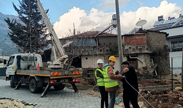 Göynük Mahallesi’nde yol yapım çalışması – Kamu Çalışanı