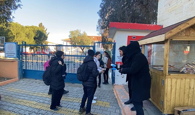 Güzelbahçe Belediyesi personellerinden imece örneği- Kamu Çalışanı