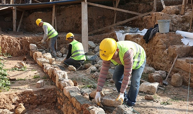 Hıdırlık Kulesi’nde heyecan verici arkeolojik keşif- Kamu Çalışanı