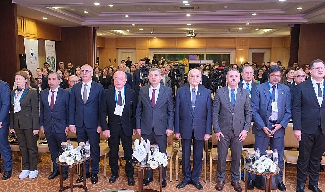 Kemer’de “Sürdürülebilir Gelecek İçin Çevre Eğitimi” kongresi – Kamu Çalışanı