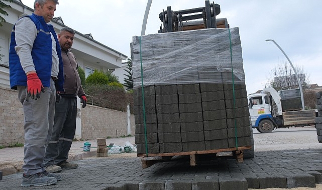 Kemer’de yol çalışmaları – Kamu Çalışanı