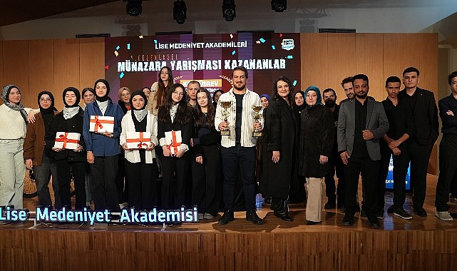 Konya Büyükşehir Eğitim Birimleriyle Genç Zihinleri Bir Araya Getiriyor- Kamu Çalışanı