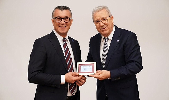 TÜSEB Başkanı Prof. Dr. Ümit Kervan, Ege Üniversitesine konuk oldu- Kamu Çalışanı