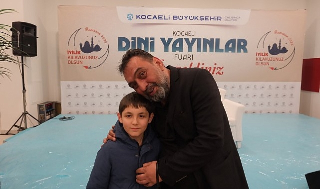 Ahmet Yenilmez, Kocaeli’de sevenleriyle buluştu- Kamu Çalışanı