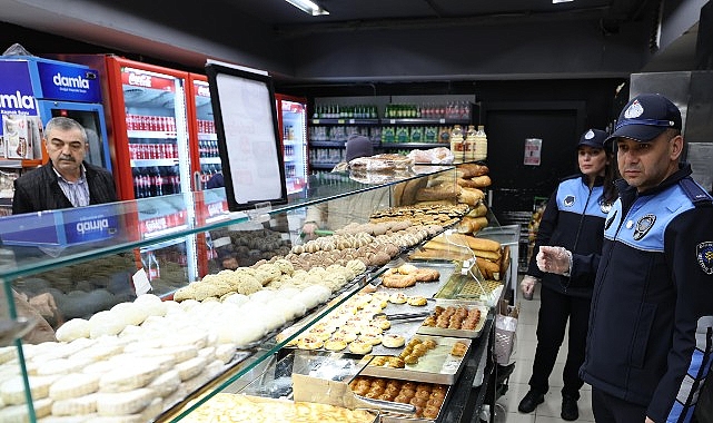 Bakırköy zabıtası halk güvenliği için market ve fırınları denetledi- Kamu Çalışanı