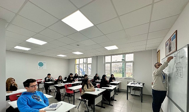 Bakırköylü Gençler Ücretsiz LGS ve YKS Kursları ile Geleceğe Hazırlanıyor – Kamu Çalışanı