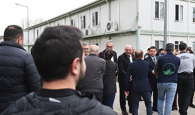 Başkan Aydın, Osmangazi ailesiyle bayramlaştı- Kamu Çalışanı