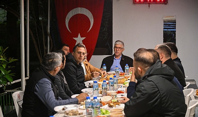Başkan Eşki sahurda minibüsçülerle buluştu – Kamu Çalışanı