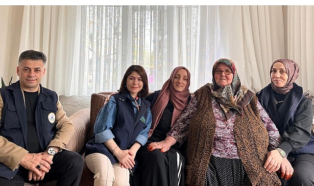 Başkan Kocaman, Kartepeli büyükleri unutmadı- Kamu Çalışanı