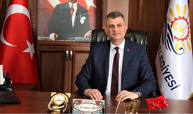 “Başkan Sezer : 8 mart dünya kadınlar günü kutlu olsun”- Kamu Çalışanı