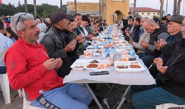 Başkan Topaloğlu’ndan Tekirova’da iftar- Kamu Çalışanı