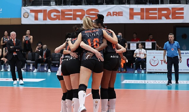 Eczacıbaşı Dynavit, VakıfBank’ı konuk etti – Kamu Çalışanı