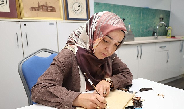 Hüsn-i Hat ile kalemin dilini konuşturuyorlar- Kamu Çalışanı
