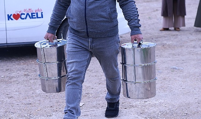 KO-MEK Hurması, Ayşe Teyze’ye yardım elini uzattı- Kamu Çalışanı