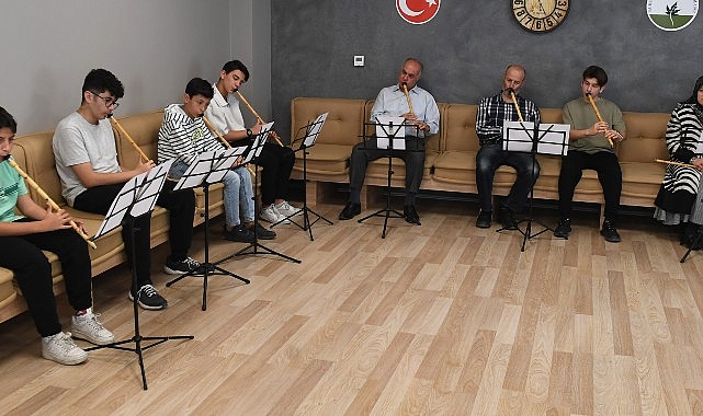 Osmangazi’de düzenlenenden Çanakkale Türküsü- Kamu Çalışanı