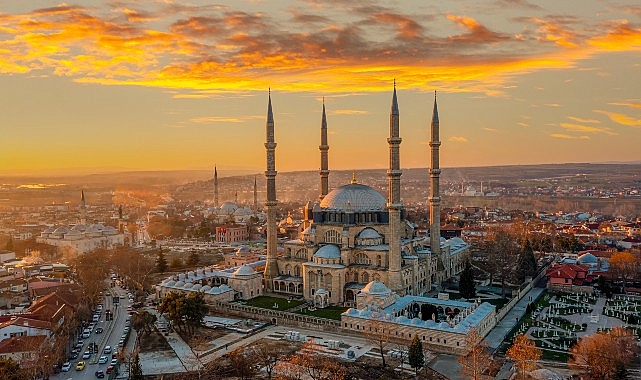 Ramazanda Maneviyatı Yaşamak İçin Gidilecek 5 Şehir- Kamu Çalışanı