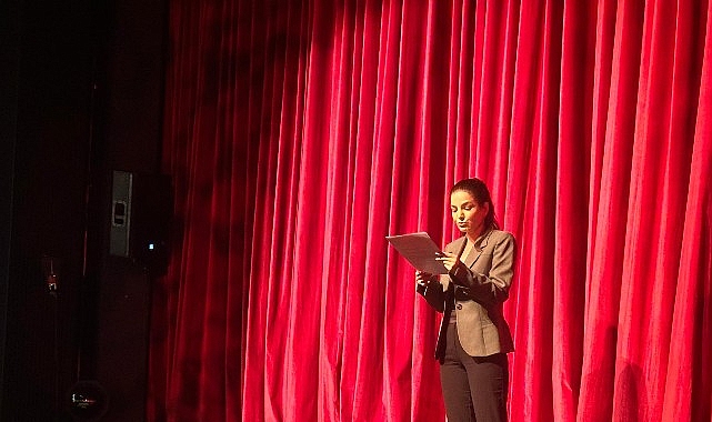 Şehir Tiyatroları 27 Mart Dünya Tiyatro Günü’nü Tüm Sahnelerinde Ücretsiz Oyunlarla Kutladı- Kamu Çalışanı